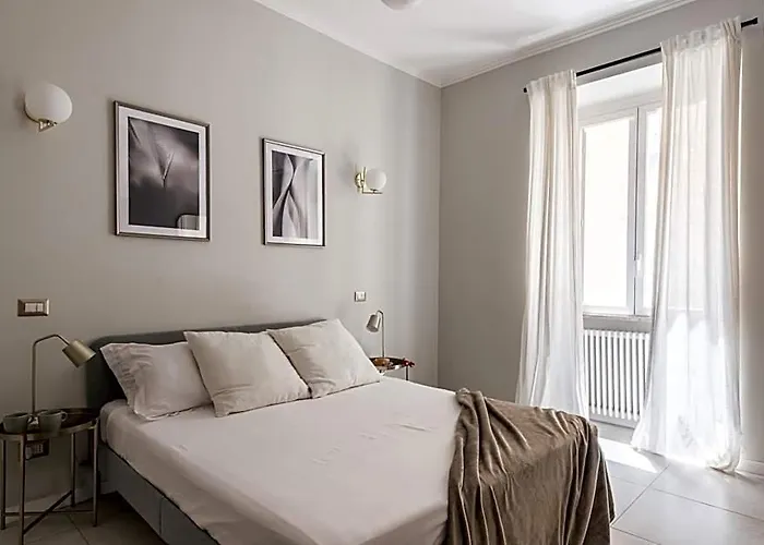 The Rent - Bright Flat Near San Pietro