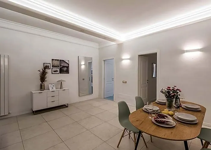 Апарт-отель The Rent - Bright Flat Near San Pietro