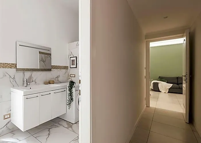 Апарт-отель The Rent - Bright Flat Near San Pietro