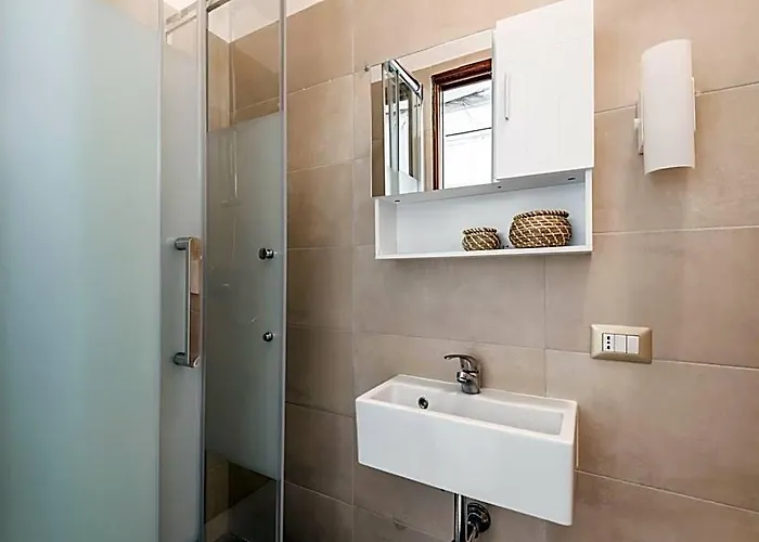 The Rent - Bright Flat Near San Pietro Apartment Rom